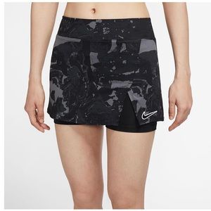 Nike women’s spring victory tennis skirt